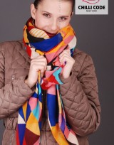 Maxi barevný šátek s Geo Pattern 